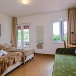 Five-bedroom In Mali Apartamento Zaton (Dubrovnik-Neretva)