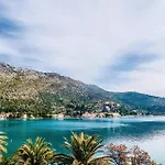 Apartamento Five-bedroom In Mali Zaton (Dubrovnik-Neretva)