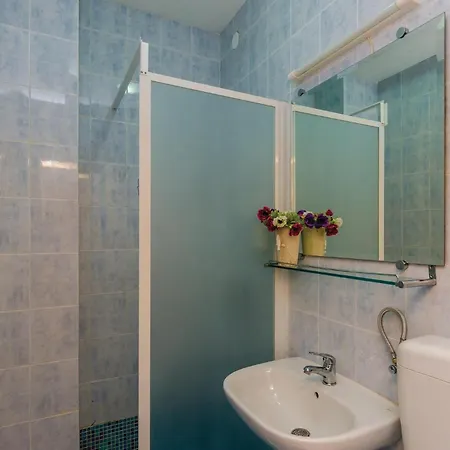 Five-bedroom In Mali Διαμέρισμα Zaton (Dubrovnik-Neretva)