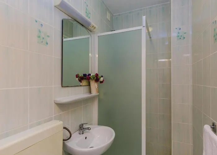 Five-bedroom In Mali * Zaton (Dubrovnik-Neretva)