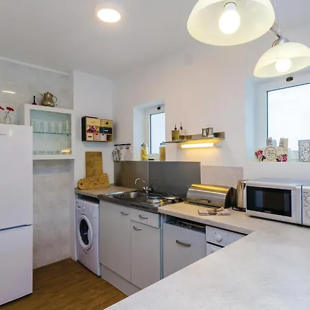 Five-bedroom In Mali * Zaton (Dubrovnik-Neretva)