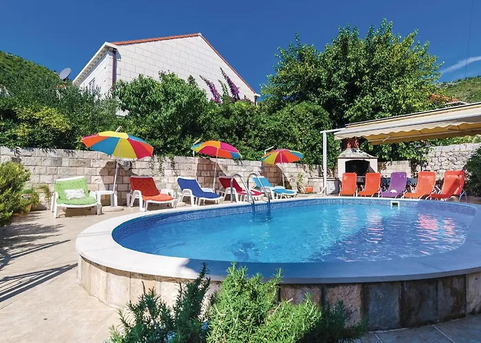 Five-bedroom In Mali Zaton (Dubrovnik-Neretva)